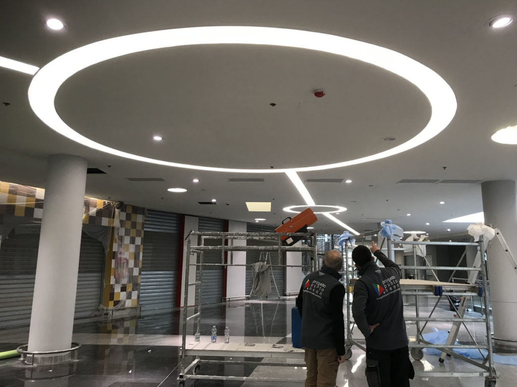 progetto-punto-neon-centro-commerciale-nuova-darsena3